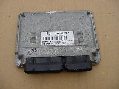 VW MOTOR BEYNİ 03D906032 C 5WP40124 07 Siemens 03D906032C Benzin 3PD 2501 Ecm